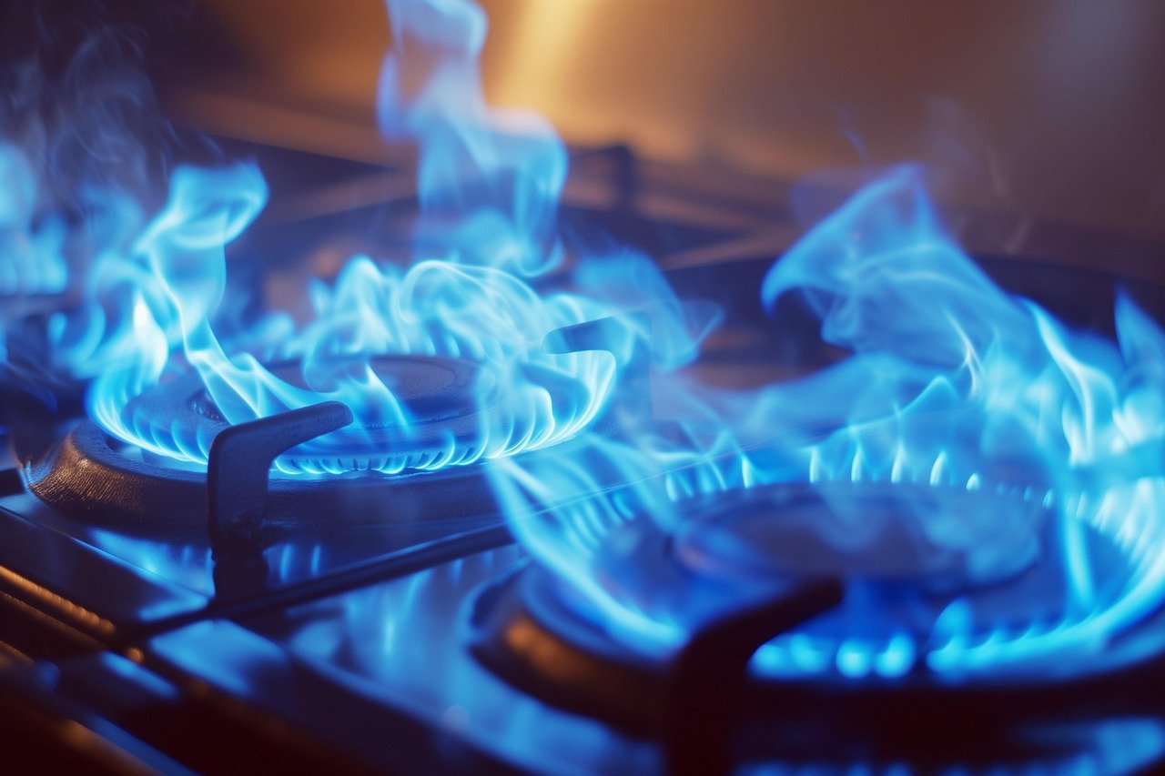 découvrez les techniques de cuisine incontournables pour améliorer vos compétences culinaires. apprenez à maîtriser la cuisson, la préparation des ingrédients et les astuces des chefs pour réaliser des plats savoureux et raffinés.