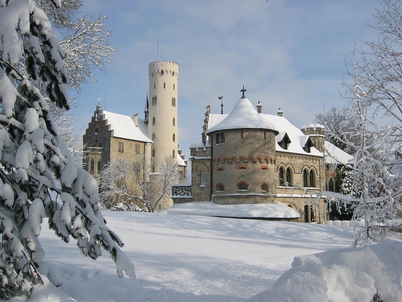 découvrez des excursions inoubliables qui vous emmèneront à la découverte des paysages et des cultures locales. parfait pour les aventuriers et les passionnés de voyages, nos excursions promettent des expériences enrichissantes et mémorables.