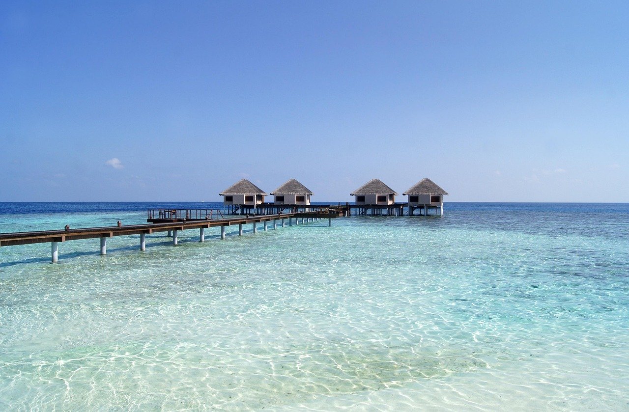 découvrez tout ce qu'il faut savoir sur la sécurité aux maldives : conseils pratiques, informations sur la santé, et recommandations pour profiter de votre voyage en toute tranquillité.