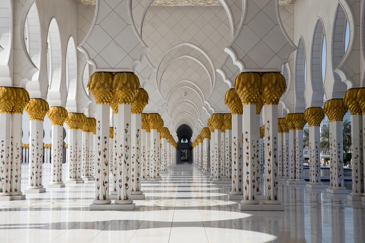 découvrez le tourisme au moyen-orient : des sites historiques fascinants, une culture riche et des paysages à couper le souffle vous attendent pour une expérience inoubliable.