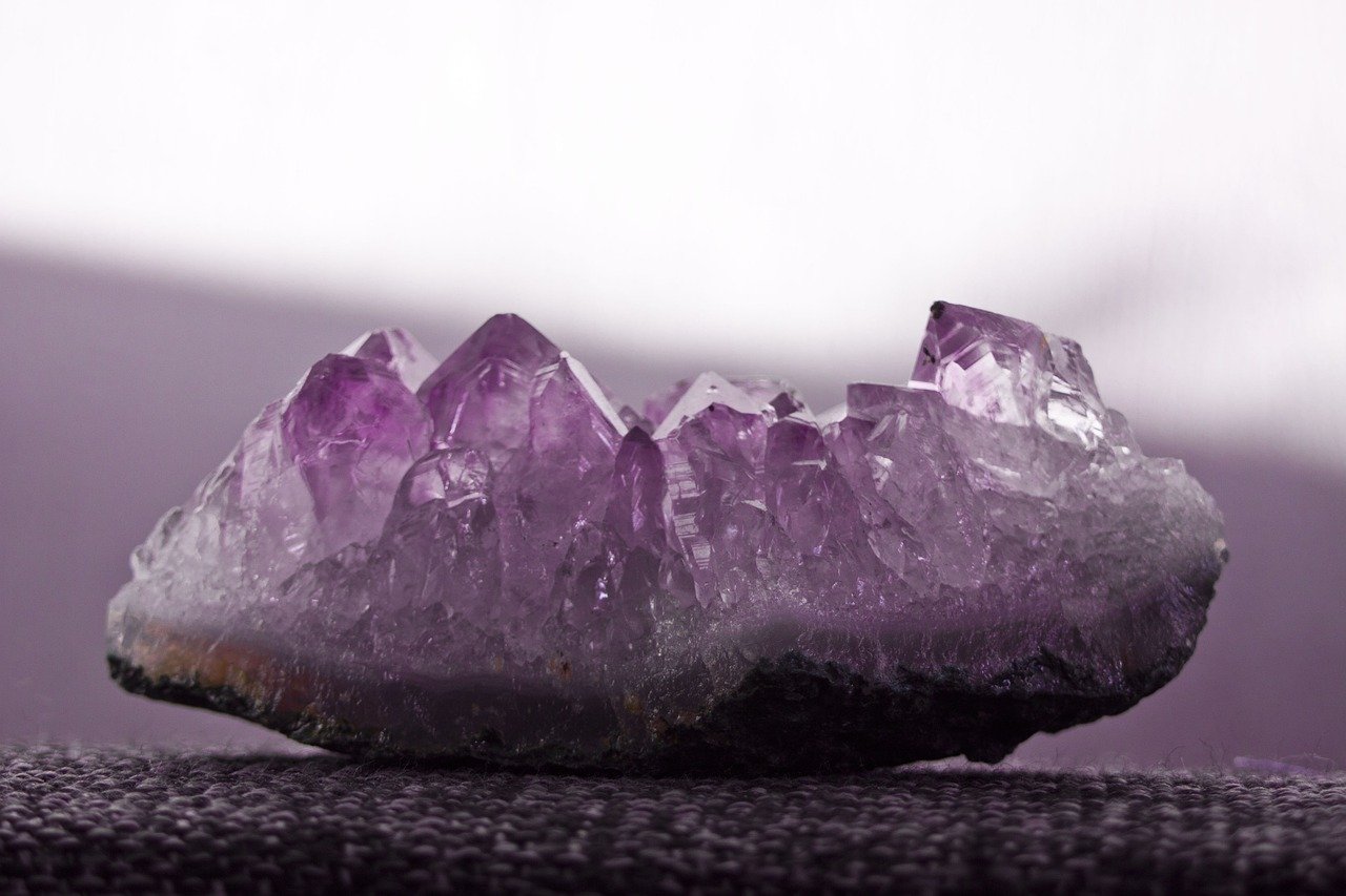 découvrez des trésors cachés à travers le monde, des destinations méconnues qui offrent des expériences uniques et authentiques. explorez ces joyaux secrets loin des sentiers battus.