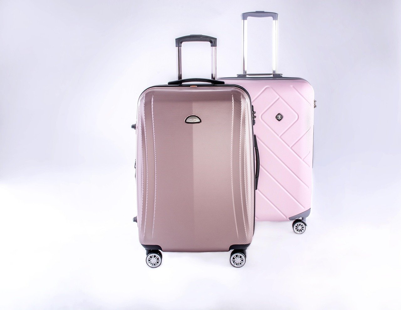 découvrez notre sélection de bagages élégants et pratiques pour tous vos voyages. trouvez le bagage idéal qui allie style et fonctionnalité, que ce soit pour un week-end ou un voyage d'affaires.