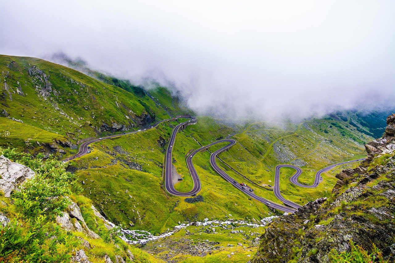 découvrez les itinéraires captivants des tours du monde, alliant aventures culturelles et paysages époustouflants. explorez des destinations uniques et planifiez votre voyage de rêve avec nos suggestions d'itinéraires inoubliables.