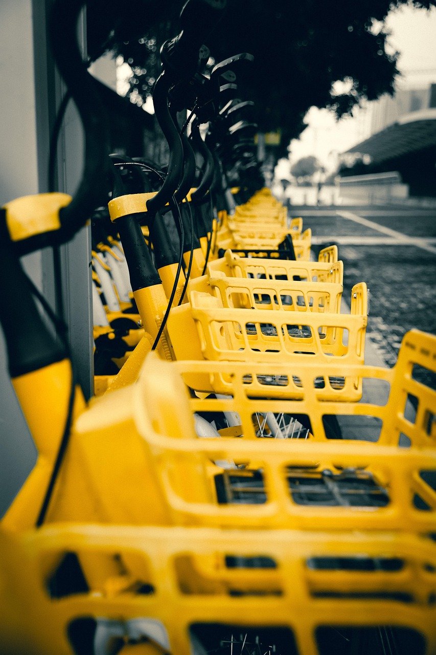 découvrez nos solutions de transport adaptées à tous vos besoins, que ce soit pour le fret, la logistique ou le transport de passagers. profitez d'un service fiable et rapide pour vos déplacements ou envois.