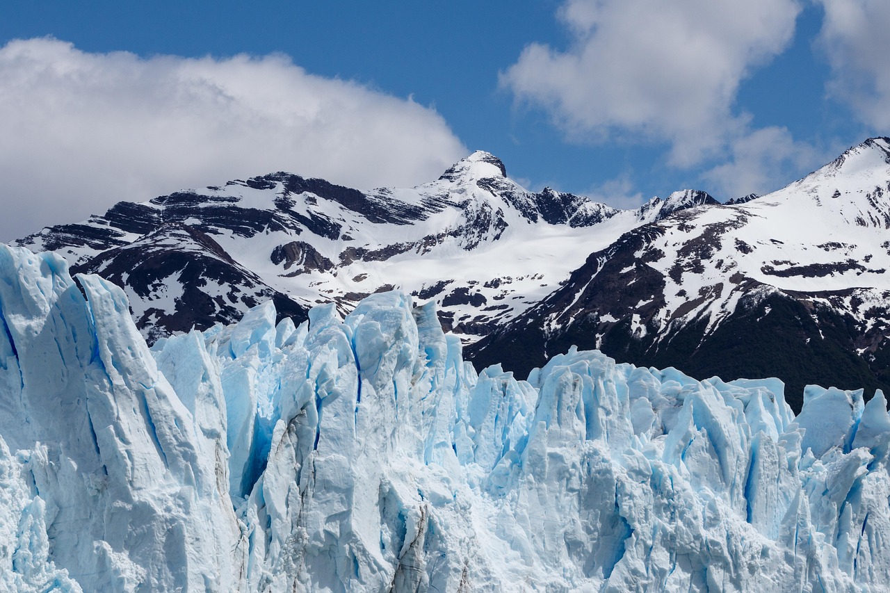 découvrez notre guide de voyage complet pour l'argentine : conseils pratiques, lieux incontournables, culture, gastronomie et itinéraires pour une aventure inoubliable.
