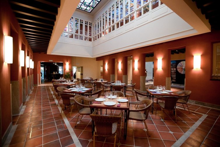 Vinoteca Los Patios de Beatas