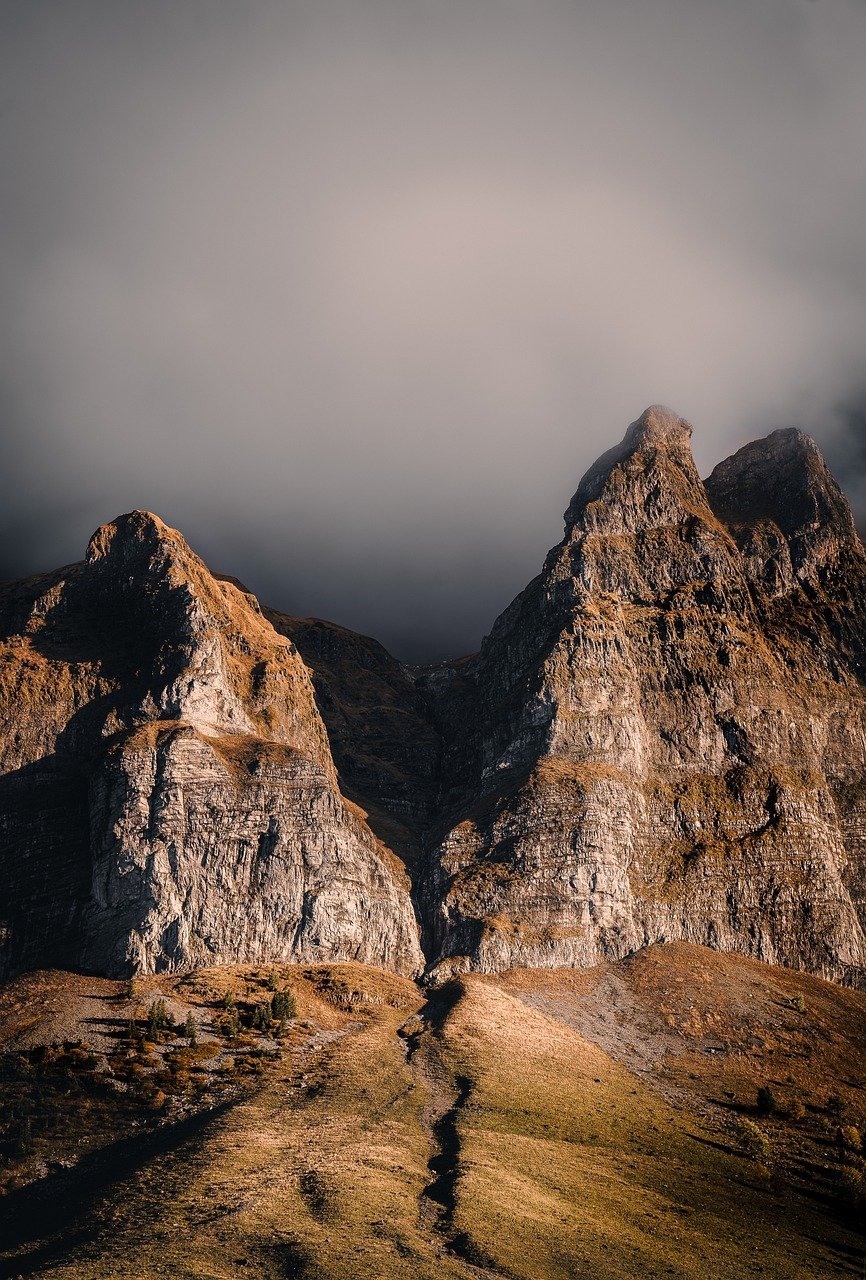 découvrez la beauté des paysages à couper le souffle, des montagnes majestueuses aux plages paradisiaques. explorez des vues panoramiques et laissez-vous inspirer par la diversité des paysages naturels à travers le monde.