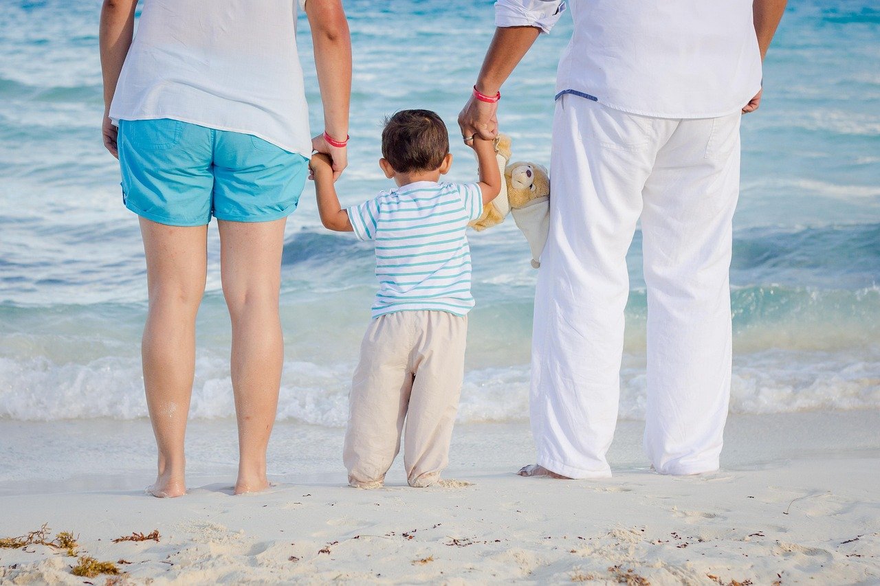 découvrez nos idées et conseils pour organiser des vacances en famille inoubliables : activités, destinations adaptées aux enfants, astuces pour voyager sereinement et créer des souvenirs mémorables avec vos proches.