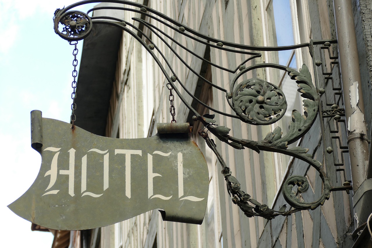 découvrez un séjour inoubliable dans notre hôtel alliant confort, service exceptionnel et emplacement idéal pour vos voyages d'affaires ou de loisirs.