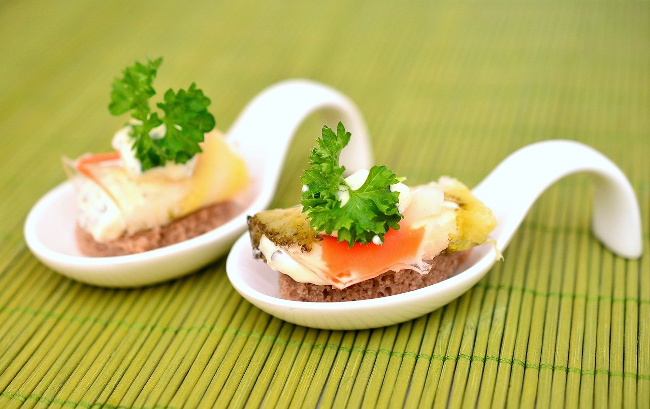 découvrez l'univers fascinant de la gastronomie, un art culinaire qui allie saveurs, traditions et innovation. plongez dans des recettes exquises, des techniques de chefs renommés et l'histoire des plats emblématiques qui font le tour du monde. éveillez vos sens et améliorez vos compétences en cuisine avec nos conseils et astuces.