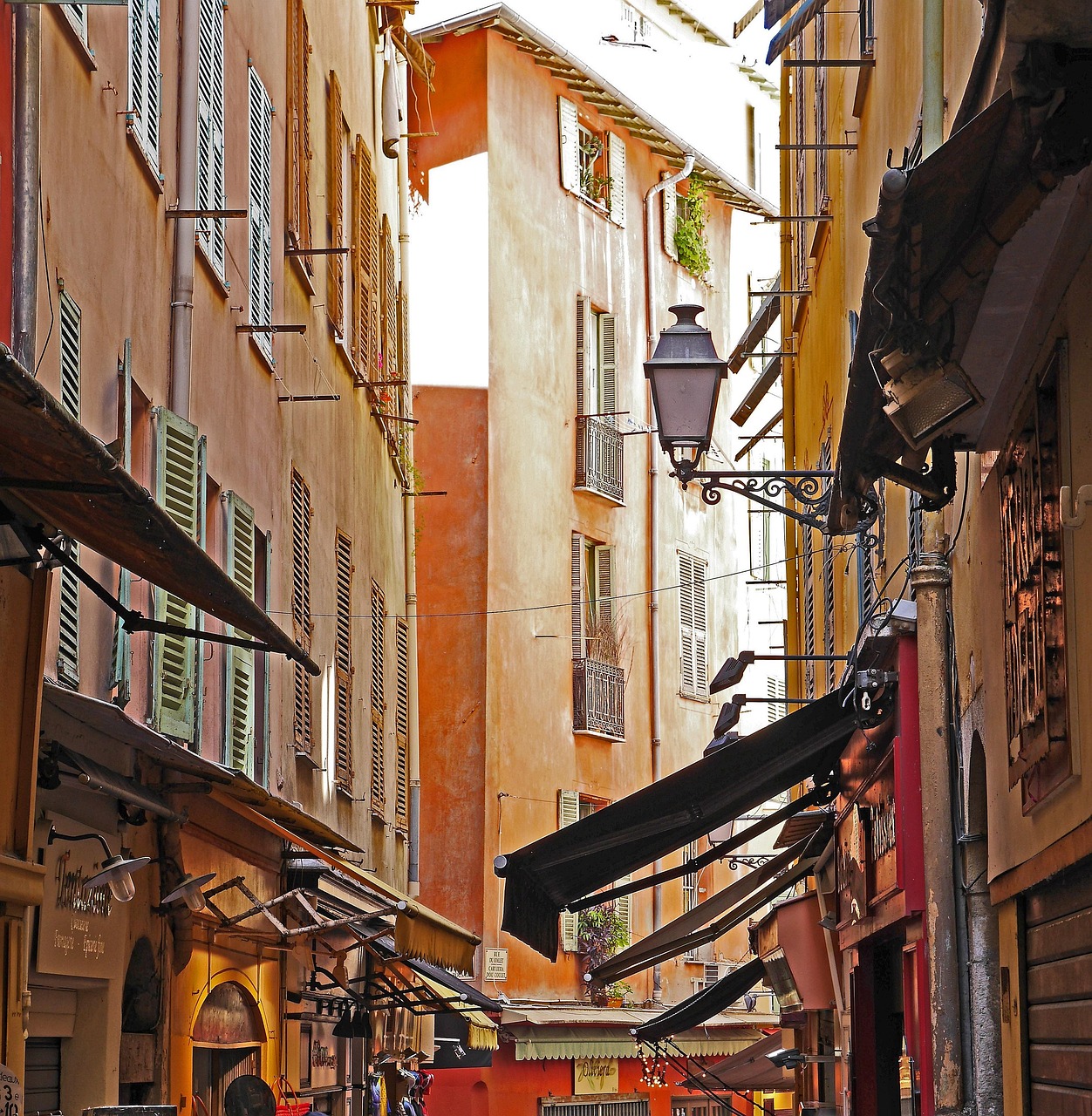 Wanderlusting en France : Plongez dans l’élégance et la culture de Nice Côte d’Azur