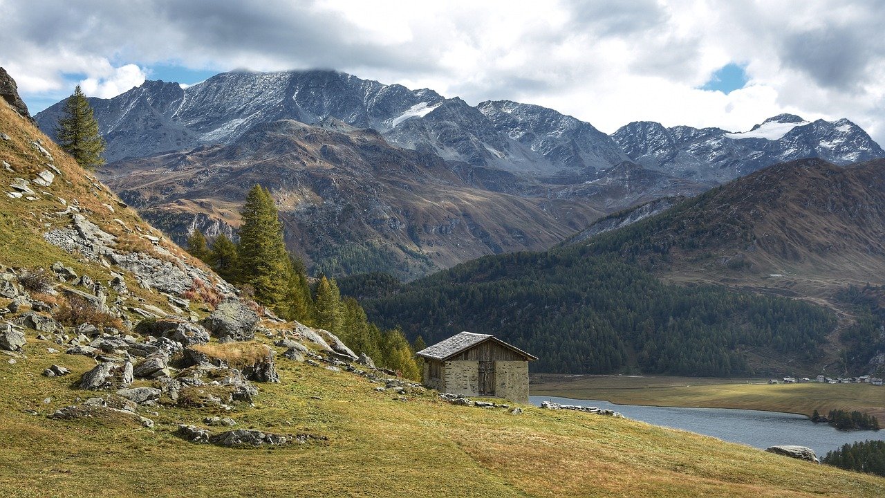 Randonnées en montagne : découvrez les paysages époustouflants de la région