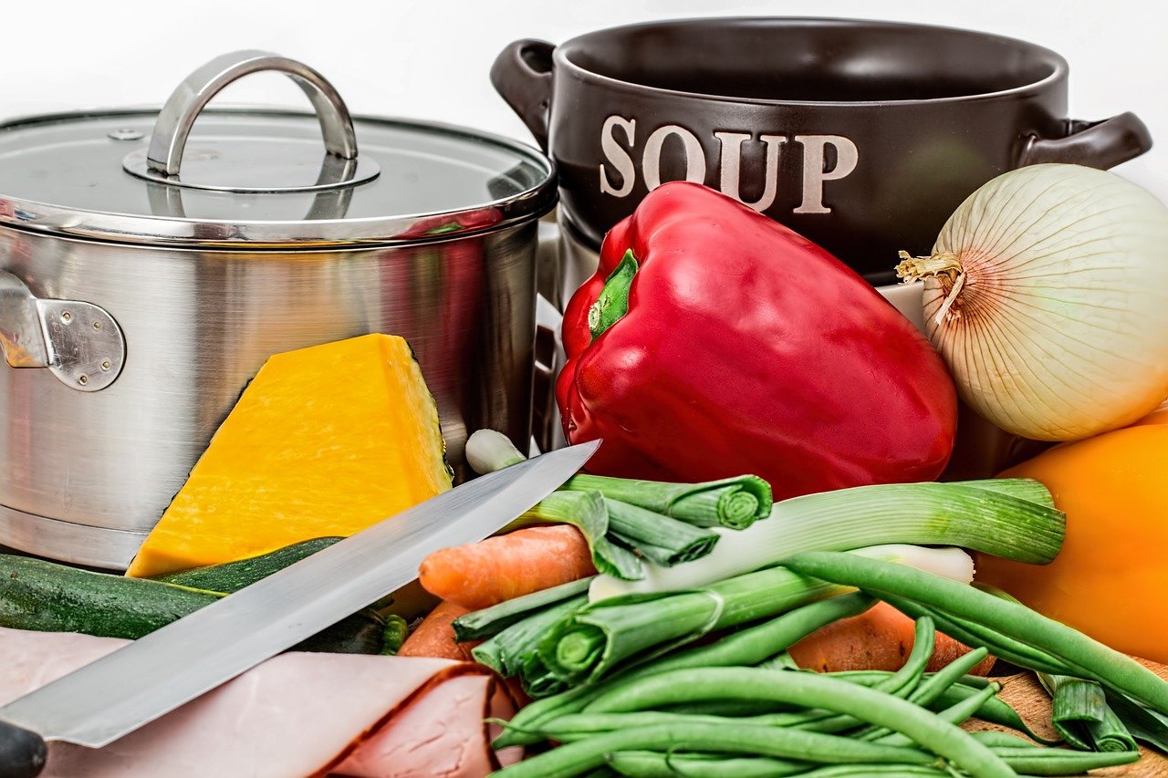 Les techniques culinaires à maîtriser en voyage