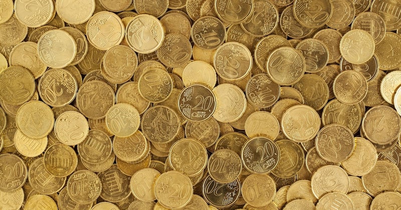 Cashback et parrainage : deux réflexes simples pour alléger le budget