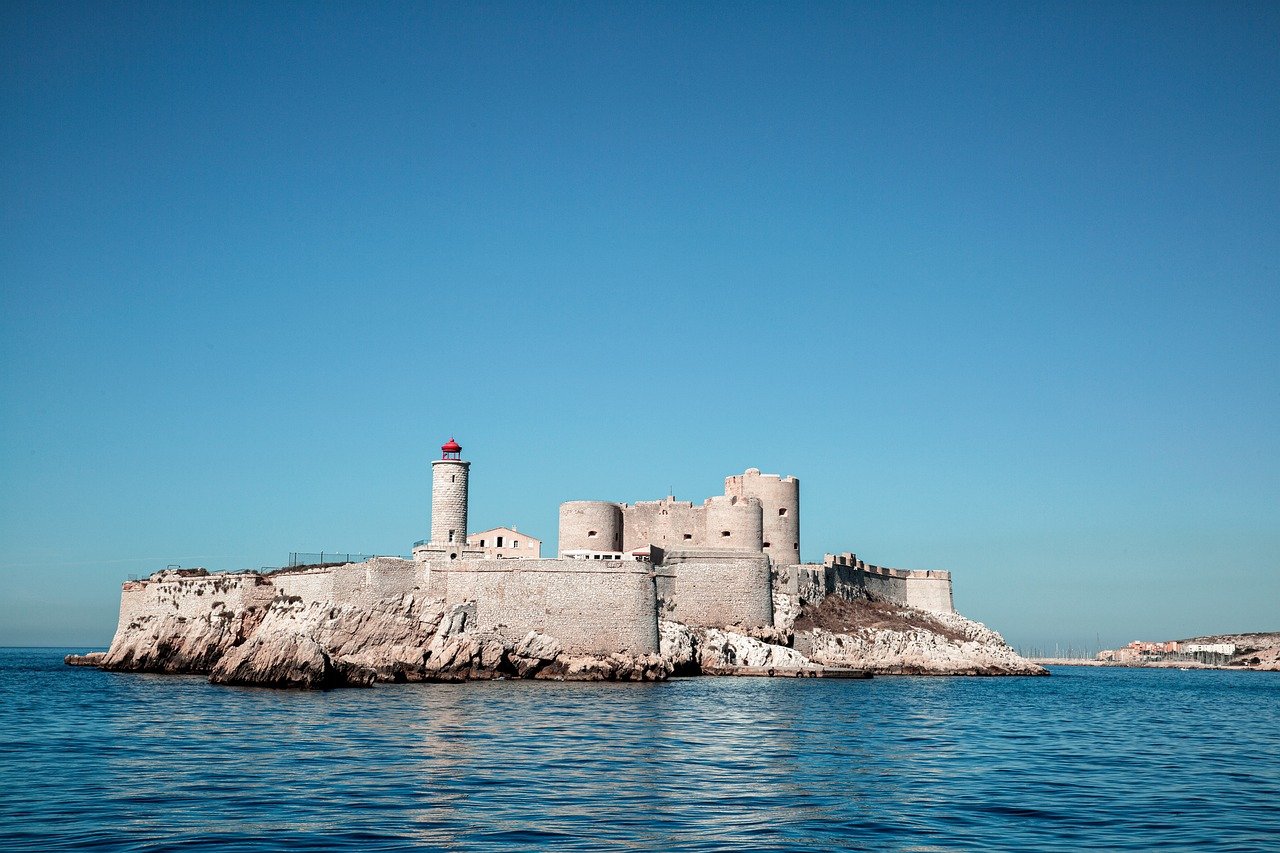 Explorez Marseille : le blog et la carte interactive de tourisme-marseille.com pour découvrir la Provence