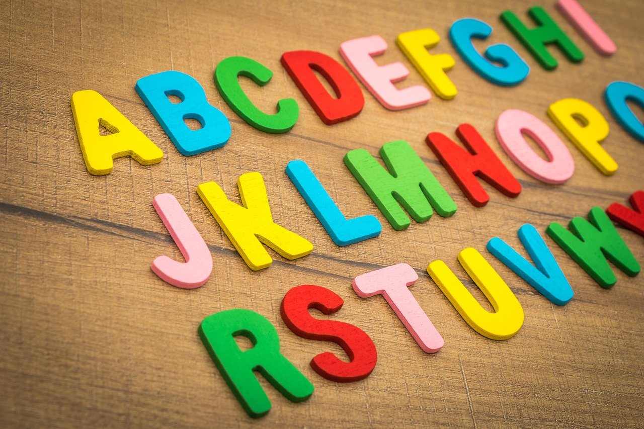 Comment apprendre quelques bases de la langue locale