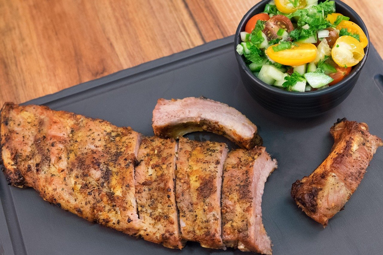 Découvrez 12 lieux uniques à Rennes pour savourer des plats à partager