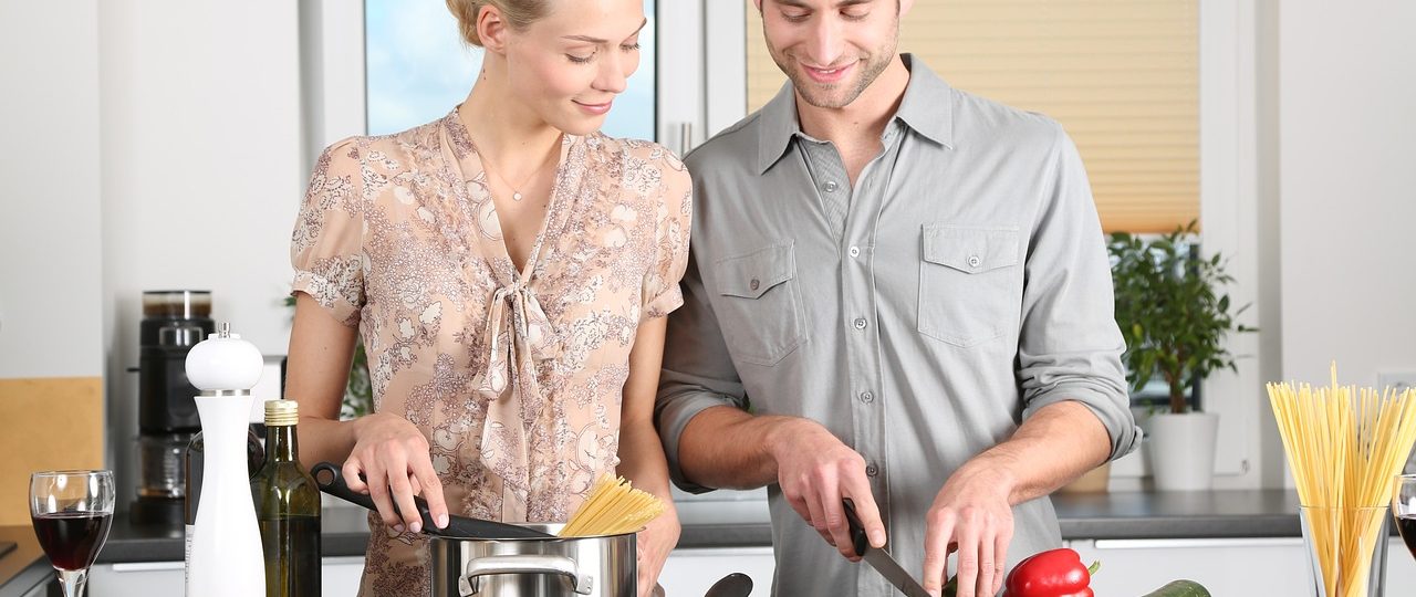 découvrez les techniques culinaires traditionnelles qui ont traversé les âges, alliant authenticité et savoir-faire. apprenez à maîtriser des méthodes de cuisson ancestrales pour donner à vos plats une saveur unique, tout en explorant l'histoire et la culture gastronomique qui les entoure.