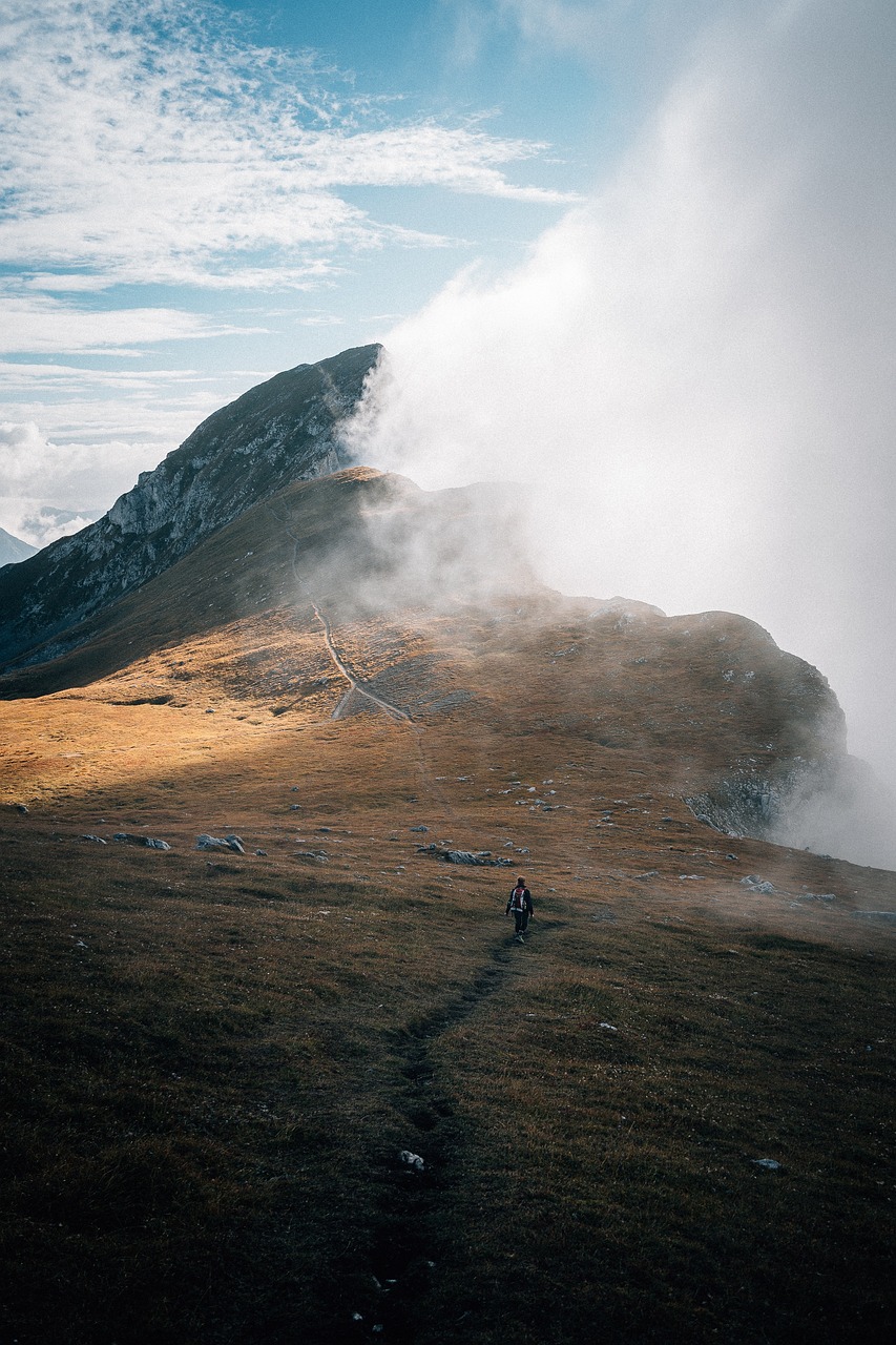 découvrez notre sélection d'équipements d'aventure de haute qualité, parfaits pour vos excursions en plein air. que vous soyez un amateur de randonnée, d'escalade ou de camping, trouvez tout le nécessaire pour vivre des expériences mémorables dans la nature.