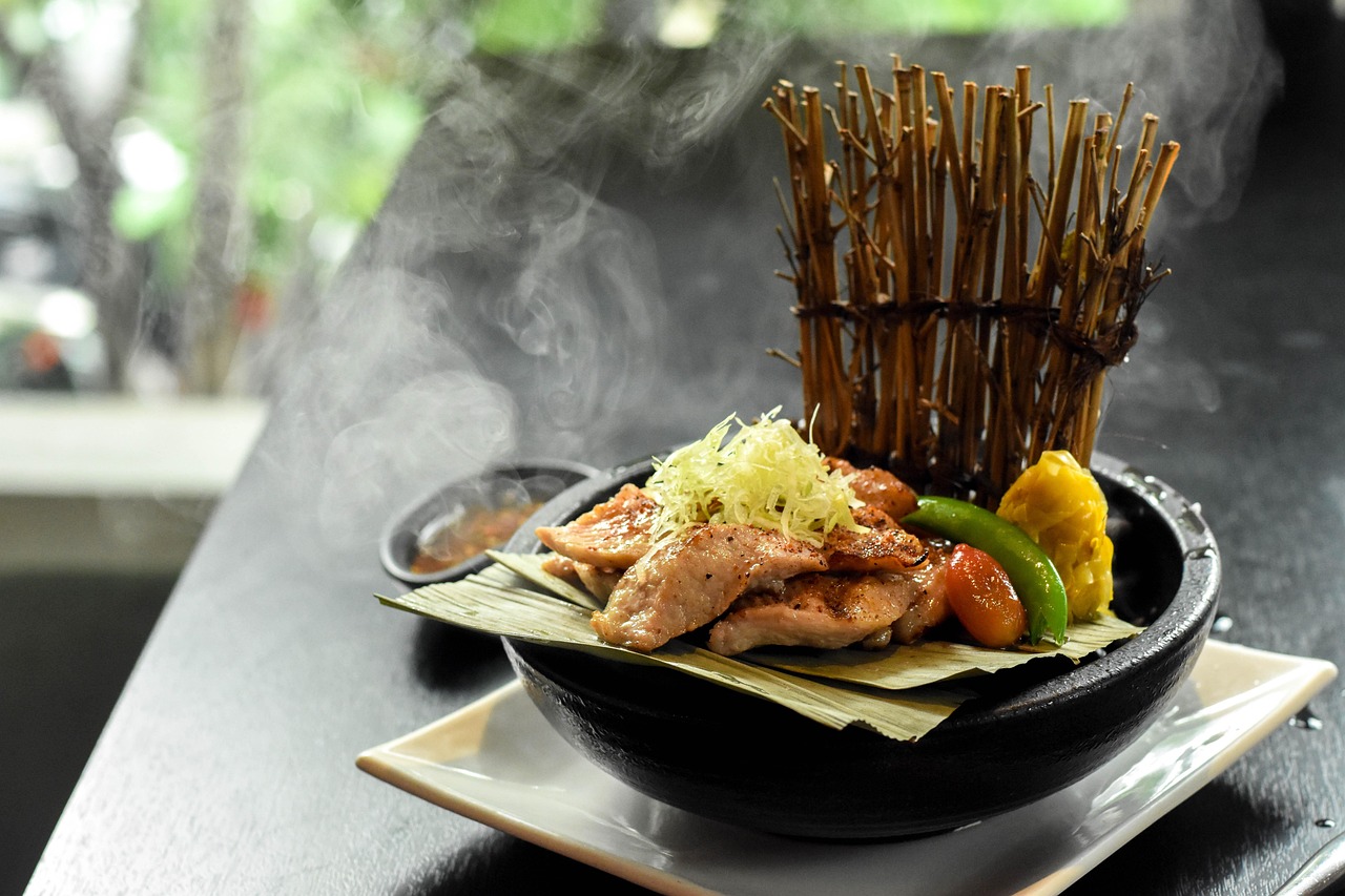 découvrez l'univers fascinant de la fusion cuisine, où les traditions culinaires du monde entier s'entremêlent pour créer des plats innovants et savoureux. explorez des recettes créatives qui allient saveurs, cultures et techniques de cuisson, tout en éveillant vos papilles à de nouvelles expériences gastronomiques.