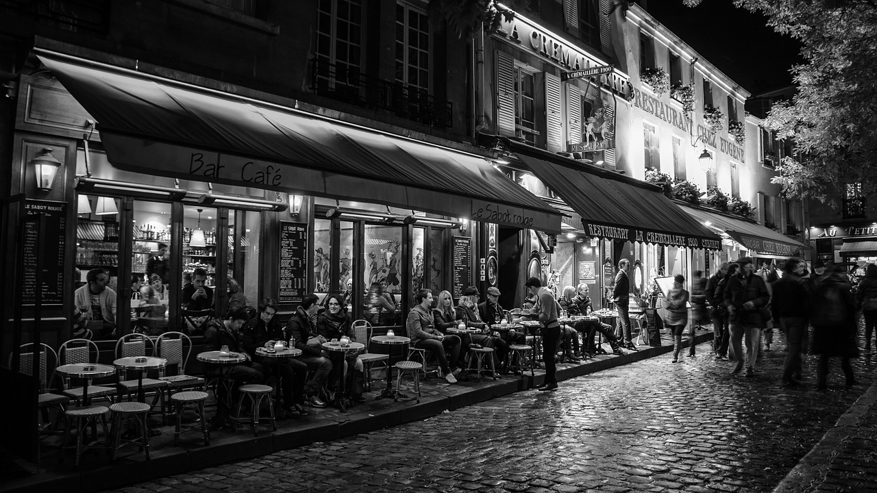 découvrez les spécialités locales qui font la richesse des cuisines régionales. savourez des plats authentiques et uniques, issus des traditions culinaires de chaque territoire, et laissez-vous séduire par des saveurs inoubliables.