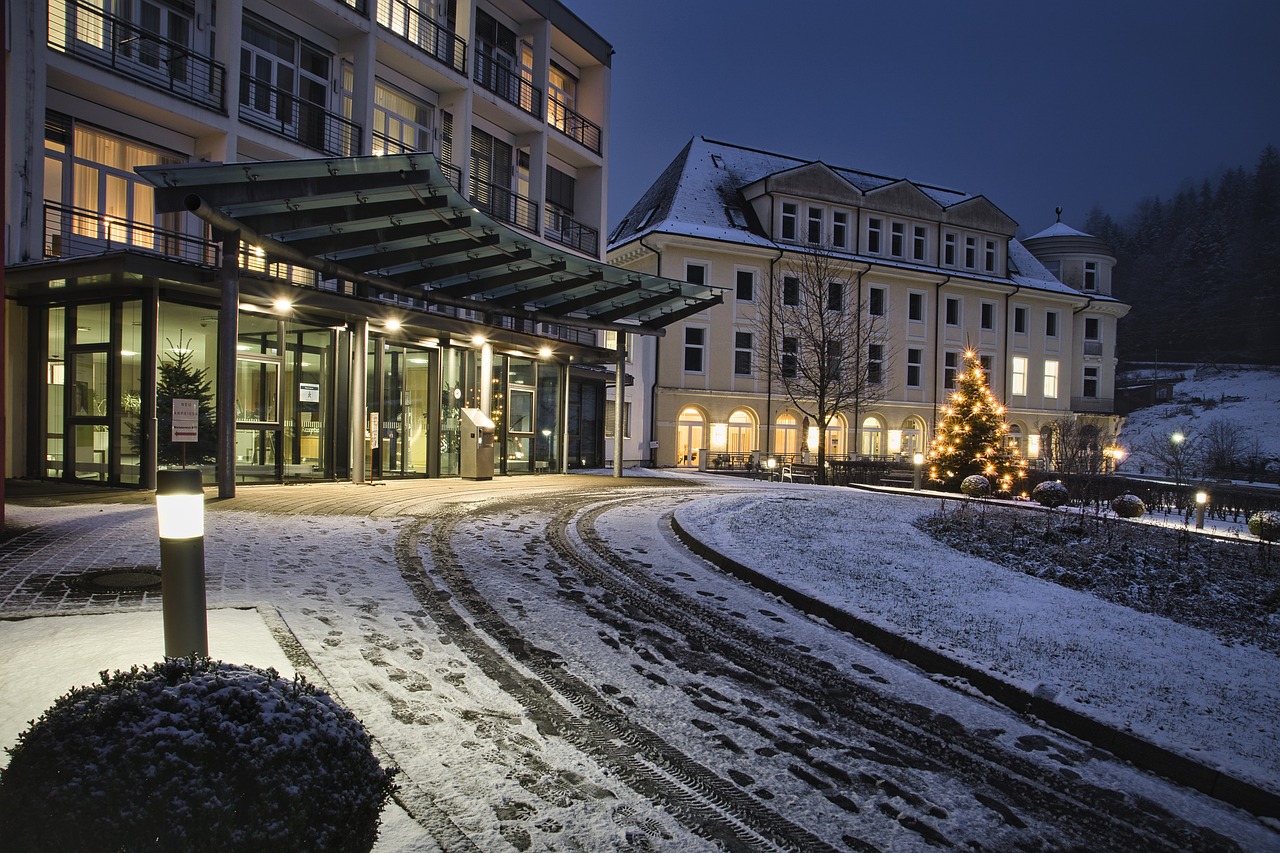 découvrez nos hébergements touristiques, qui allient confort et accessibilité, pour rendre votre séjour inoubliable. que vous recherchiez un hôtel de luxe, une maison d'hôte chaleureuse ou un appartement pratique, nous avons l'endroit idéal pour répondre à vos besoins et vous plonger dans la culture locale.