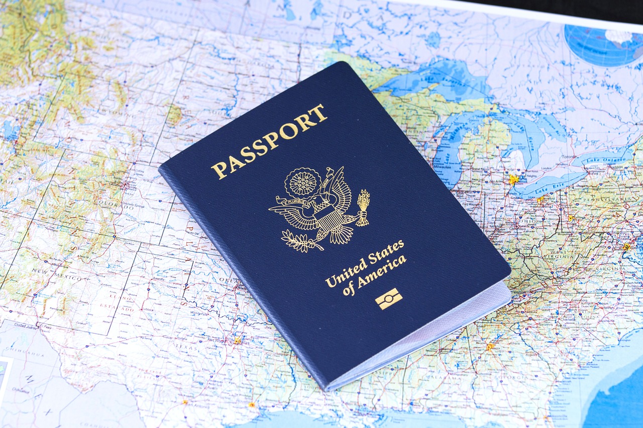 découvrez tout ce que vous devez savoir sur les visas de voyage : types, démarches, délais et conseils pour faciliter vos déplacements à l'international. préparez votre aventure sans souci grùce à notre guide complet sur les visas !