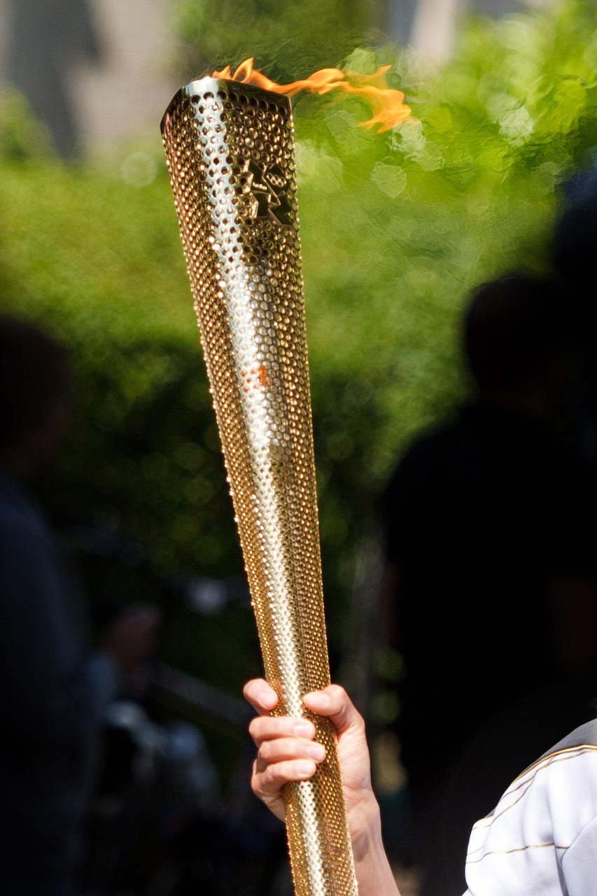 découvrez l'univers fascinant des jeux olympiques, un événement sportif mondial qui célèbre l'excellence, l'effort et l'esprit de compétition. suivez les athlètes de différentes disciplines, explorez les coulisses des préparatifs et plongez dans l'histoire riche des jo.