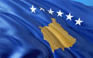 découvrez le kosovo, un pays riche en histoire et en culture, situé dans les balkans. explorez ses paysages magnifiques, ses villes vibrantes et son héritage multiculturel. apprenez-en plus sur la gastronomie, les traditions et les attractions incontournables de cette région fascinante.