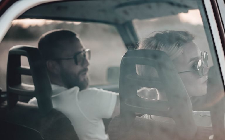 découvrez l'aventure ultime avec notre guide de road trip ! explorez des paysages à couper le souffle, des itinéraires pittoresques et des conseils pratiques pour planifier votre escapade parfaite sur les routes. préparez-vous à vivre des moments inoubliables sur la route !