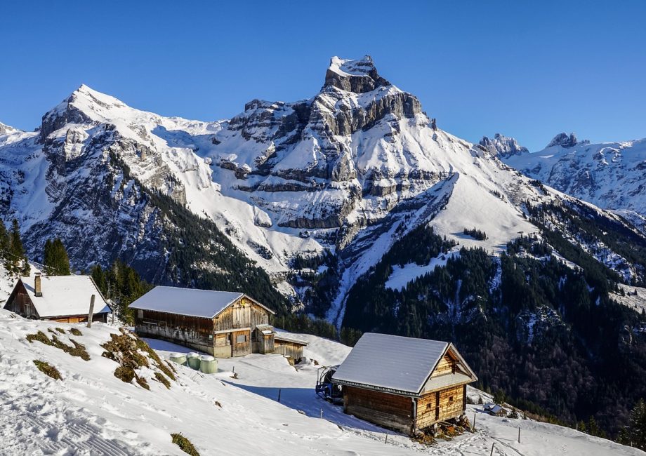 découvrez l'aventure ultime avec notre guide sur l'exploration des montagnes. partez à la conquête des sommets, plongez dans des paysages à couper le souffle et vivez des moments inoubliables en pleine nature.