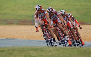 découvrez le monde du cyclisme avec nos conseils, astuces et itinéraires. que vous soyez débutant ou expert, trouvez tout ce dont vous avez besoin pour profiter pleinement de vos sorties à vélo.