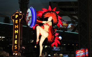 découvrez la vie nocturne palpitante avec nos conseils sur les meilleures soirées, clubs, bars et événements. plongez dans l'ambiance festive et vibrante de la nuit !