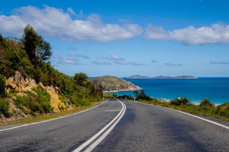 découvrez l'aventure ultime avec notre guide sur le road trip, des conseils pratiques aux itinéraires incontournables. préparez votre prochaine escapade, explorez des paysages à couper le souffle et vivez des moments inoubliables sur les routes.