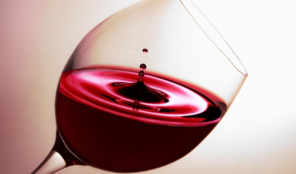 découvrez l'univers fascinant des caves à vin, où tradition et passion se mêlent pour offrir une expérience unique aux amateurs de vin. explorez des dégustations, des visites de chais et des conseils d'experts pour savourer chaque gorgée.