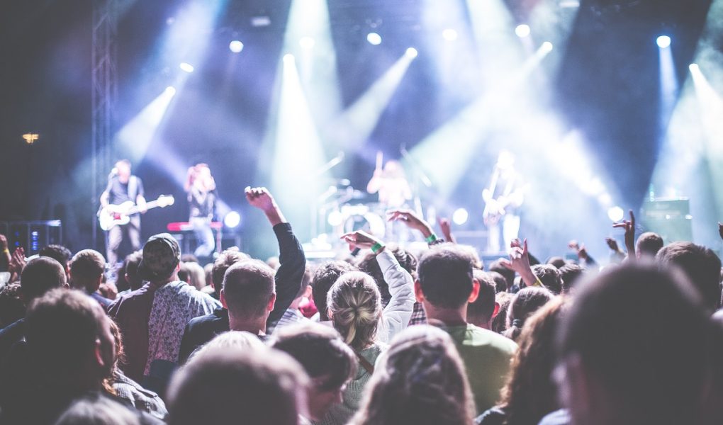 découvrez les festivals de musique incontournables qui animent l'été ! profitez de performances incroyables, d'une ambiance festive et de moments inoubliables avec vos artistes préférés. que vous soyez amateur de rock, de jazz, d'électro ou de musique du monde, il y en a pour tous les goûts. ne manquez pas ces événements qui célèbrent la passion de la musique à travers des scènes grandioses. préparez-vous à vibrer au rythme des mélodies et à vivre des expériences uniques lors de notre sélection de festivals de musique.
