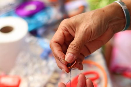 découvrez l'art du savoir-faire avec notre exploration de l'artisanat. plongez dans un monde où la précision, la tradition et la passion se rencontrent pour créer des pièces uniques et authentiques, symboles de qualité et d'innovation.