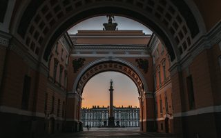 découvrez le monde du tourisme : des destinations exotiques aux conseils pour des voyages inoubliables. explorez les cultures locales, savourez la gastronomie et laissez-vous inspirer par nos guides pour profiter au maximum de vos vacances.