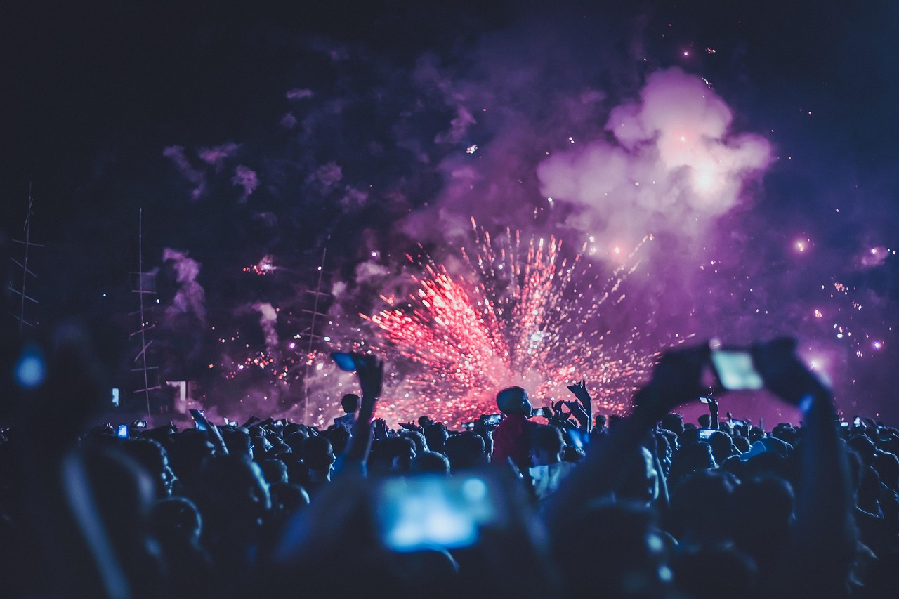 découvrez une variété d'événements en plein air captivants, allant des festivals animés aux concerts sous les étoiles. profitez de l'ambiance estivale et des activités en extérieur qui rassemblent les communautés lors de moments inoubliables.