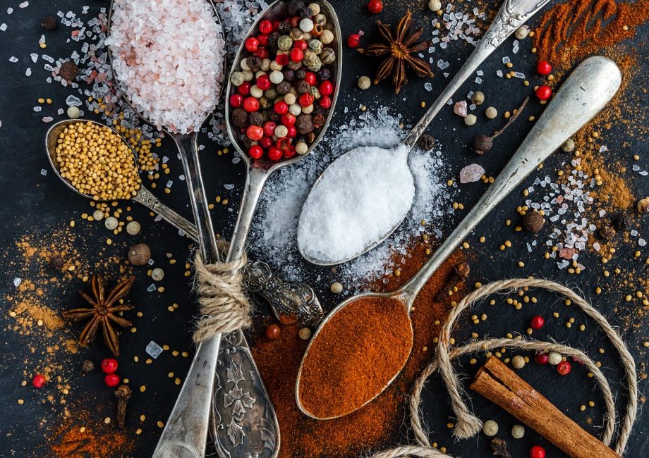 découvrez une aventure culinaire fascinante où chaque plat raconte une histoire unique. explorez de nouvelles saveurs, apprenez des techniques de cuisine variées et laissez-vous emporter par des expériences gastronomiques inoubliables.