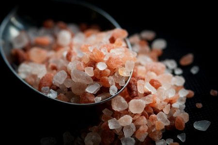 découvrez nos ateliers de cuisine immersifs où vous apprendrez à maîtriser des recettes délicieuses aux côtés de chefs expérimentés. que vous soyez débutant ou cuisinier averti, rejoignez-nous pour une expérience culinaire conviviale et enrichissante !