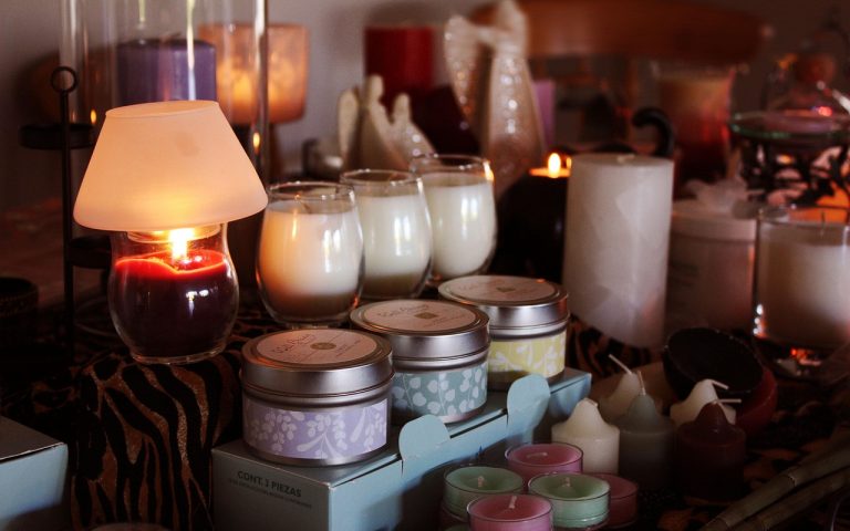 découvrez notre guide complet sur les événements saisonniers qui animent la culture, la gastronomie et les traditions tout au long de l'année. ne manquez pas les fêtes, festivals et célébrations qui rythment chaque saison, pour des expériences inoubliables à partager en famille ou entre amis.