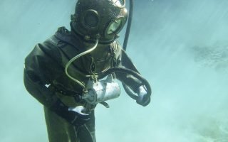 découvrez le monde fascinant de la plongée sous-marine ! explorez les récifs coralliens, rencontrez des créatures marines étonnantes et vivez des aventures inoubliables sous l'eau. que vous soyez débutant ou plongeur expérimenté, préparez-vous à plonger dans des paysages sous-marins époustouflants.