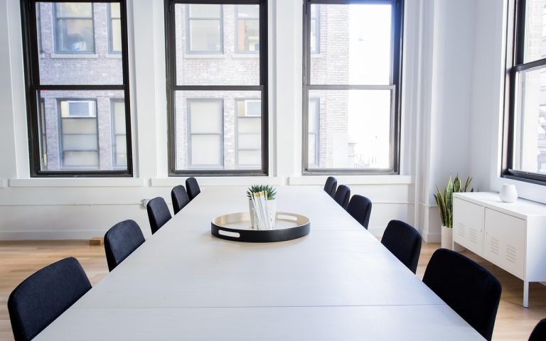 découvrez 'nature meetings', un espace unique dédié aux rencontres professionnelles en pleine nature. alliez travail et sérénité dans un cadre inspirant, propice à la créativité et à l'innovation. organisez vos événements en harmonie avec l'environnement pour des expériences mémorables.