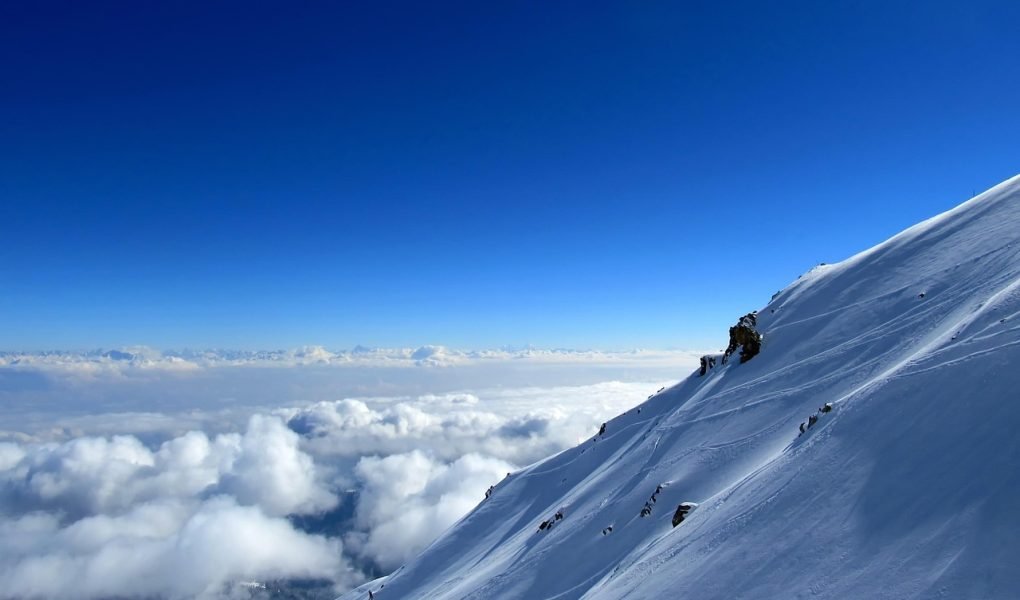 découvrez des tours d'apprentissage immersifs qui combinent exploration et éducation, parfaits pour enrichir vos connaissances tout en voyageant à travers des expériences uniques.