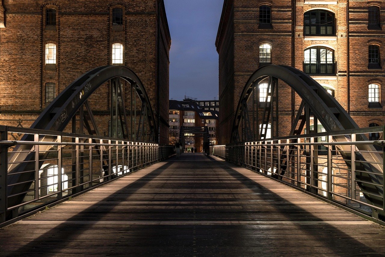 découvrez l'incroyable richesse du patrimoine mondial, une collection de sites et de traditions uniques qui témoignent de l'histoire et de la diversité culturelle de notre planète. explorez les merveilles naturelles et architecturales qui font partie de notre héritage commun.