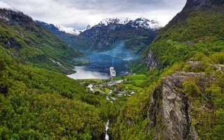 découvrez les meilleures idées d'escapades pour vos week-ends ou vacances : destinations idylliques, conseils de voyage, hébergements et activités pour réussir votre prochaine getaway.