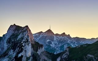 partez à l’aventure et découvrez des destinations fascinantes, des activités palpitantes et des conseils pour vivre des expériences inoubliables. explorez le monde, sortez de votre zone de confort et laissez-vous inspirer par notre guide complet de l’aventure.