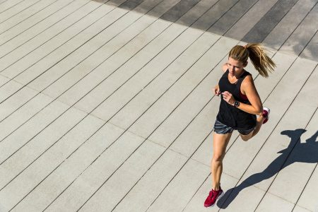 découvrez tous les conseils, astuces et actualités autour du running : entraînements, équipements, alimentation et motivation pour progresser et prendre plaisir à courir.