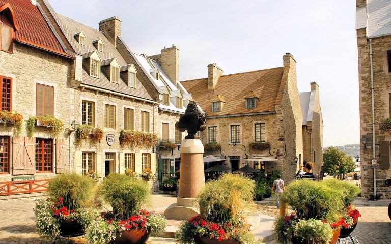 découvrez les meilleures aventures à vivre au québec : activités de plein air, paysages à couper le souffle, parcs nationaux et sensations fortes vous attendent lors de votre séjour dans la belle province.